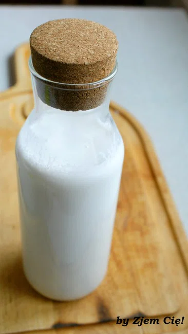 Domowe mleko kokosowe - wegańska ambrozja