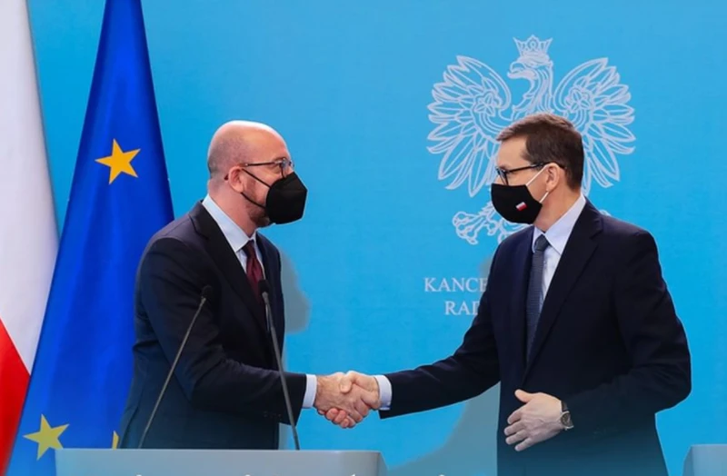 Polska rozważa uruchomienie artykułu 4 NATO. Co to oznacza ?