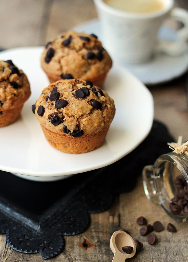 Muffiny z masłem orzechowym i czekoladą