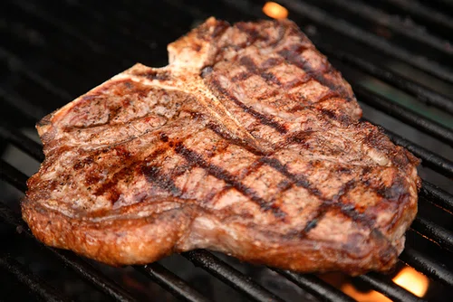 Prosty trik na idealne mięso z grilla