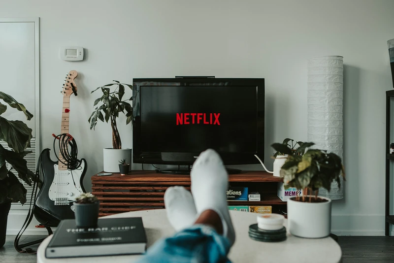 Netflix uruchamia kanał telewizyjny! Czy wygryzie popularne stacje?