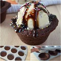 Lody podane na babeczce