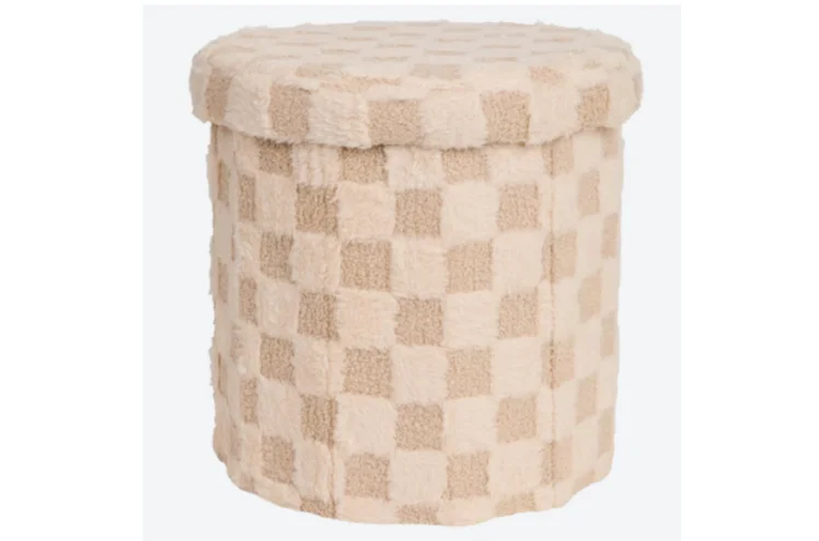 Zdjęcie Ta pufa z Action za 44 zł to gorący hit mieszkań! Dodatkowe miejsce dla gości, pomieści graty, a wygląd i materiał zachwyca #2