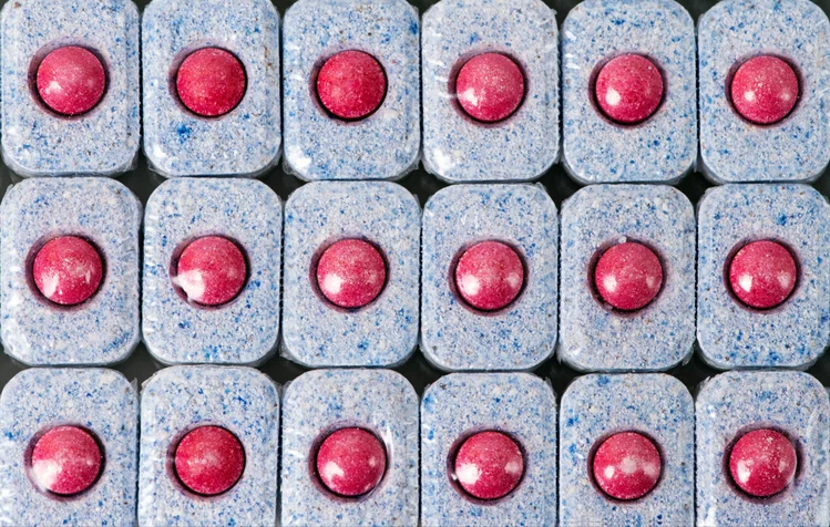 Zdjęcie 10 nietypowych zastosowań tabletek do zmywarki #1