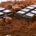 10 POWODÓW DLACZEGO POWINNIŚMY JEŚĆ GORZKĄ CZEKOLADĘ
