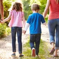Te 3 grupy rodziców nie dostaną 800 plus w stałym terminie!  Nowy harmonogram wypłat na lipiec 2024