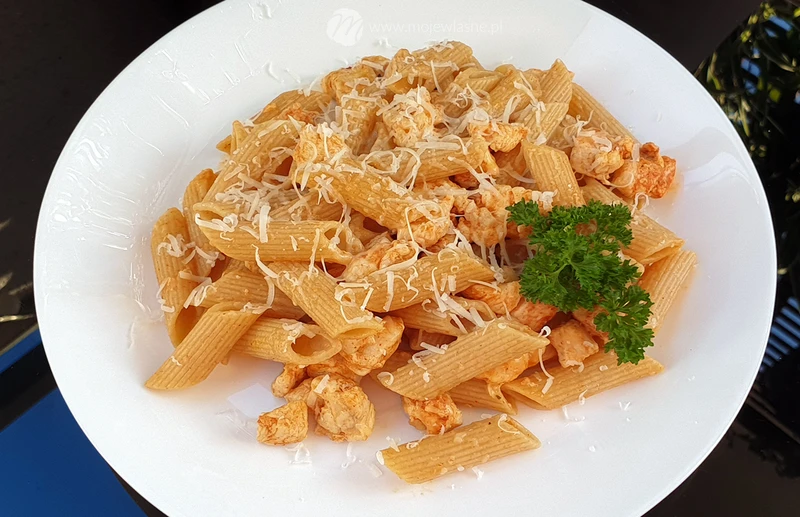 Makaron chilli z kurczakiem – szybki obiad