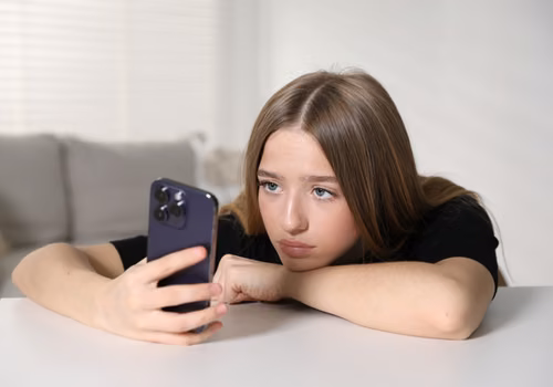 UE wprowadza kontrolę wieku w sieci! Nowa aplikacja już gotowa