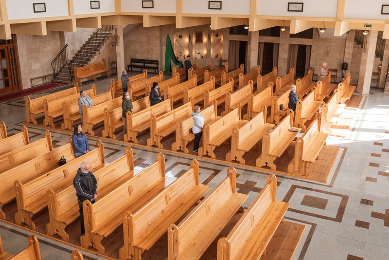 Koronawirus: czy Kościoły zostaną zamknięte na Wielkanoc?