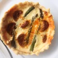 Tartaletki z chorizo i szparagami