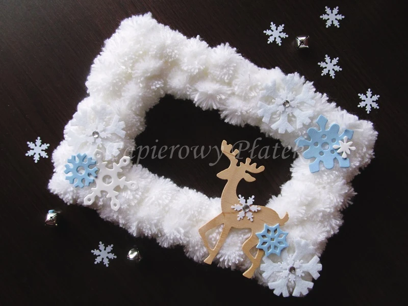 DIY: Puszysta zimowa ramka