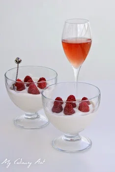 Syllabub - lekki francuski deser na różowym winie