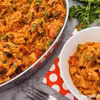 Bigos z młodej kapusty z pieczarkami