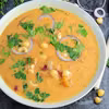 Szybka zupa curry z ciecierzycą