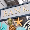 Jak złożyć wniosek o wakacje kredytowe w poszczególnych bankach?