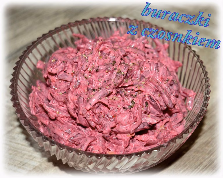 Buraczki z czosnkiem