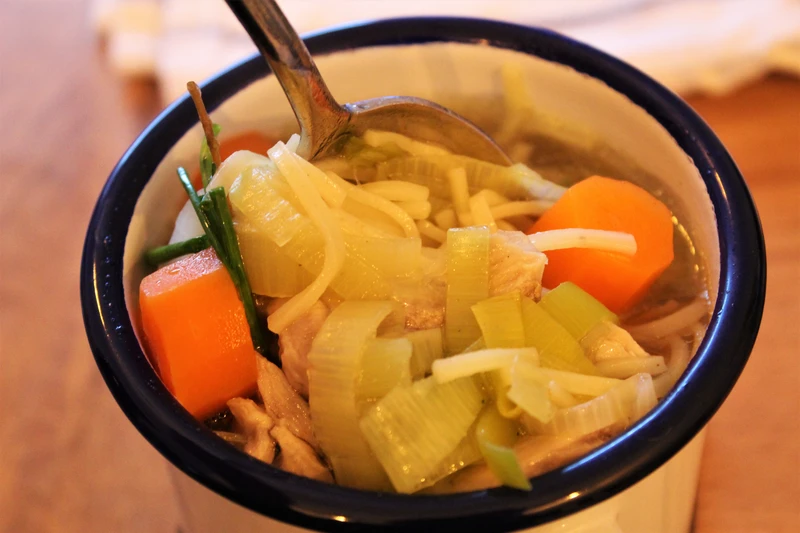 Cock-a-Leekie Soup - szkocka alternatywa dla polskiego rosołu.