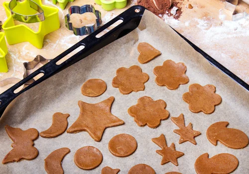 Dlaczego pierniczki powinno się dekorować dopiero po kilku dniach?