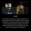 Niedokończone wino po imprezie
