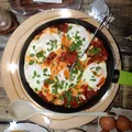 Szybka szakszuka z kabanosem (shakshuka)