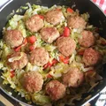 Pulpeciki w młodej kapuście. Lekkie wiosenne danie.