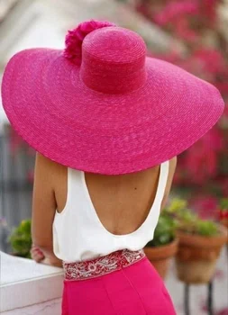 Różowy kapelusz