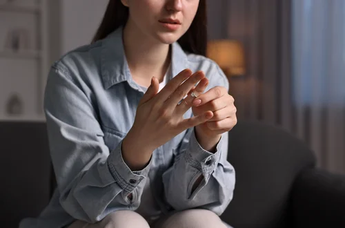 „Powiedziałam mu o swojej zdradzie – teraz nie chce już ślubu” – pisze Paulina [LIST]