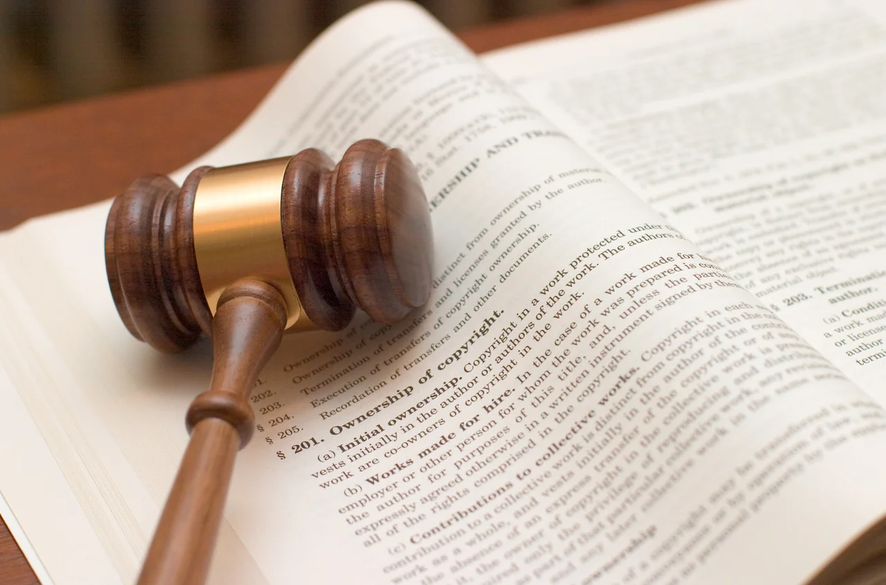 Światowy Dzień Książki i Praw Autorskich: Historia i Znaczenie