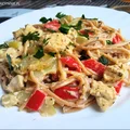 Spaghetti w sosie śmietanowo serowym