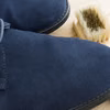 Wykorzystaj PILNICZEK jeżeli poplamisz zamszowe buty!