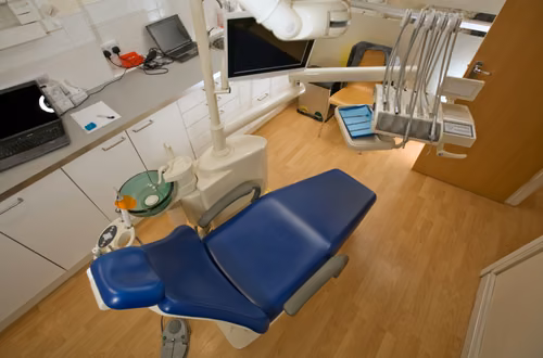 Usługi dentystyczne na NFZ! Lista bezpłatnych zabiegów została poszerzona o 60 pozycji, ale warto się pośpieszyć