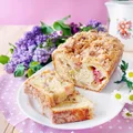 Ciasto drożdżowe z rabarbarem i kruszonką