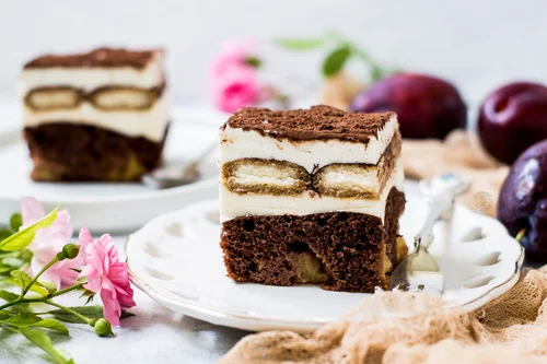 Gotowanie...to proste!: Kostka Tiramisu Ze Śliwkami