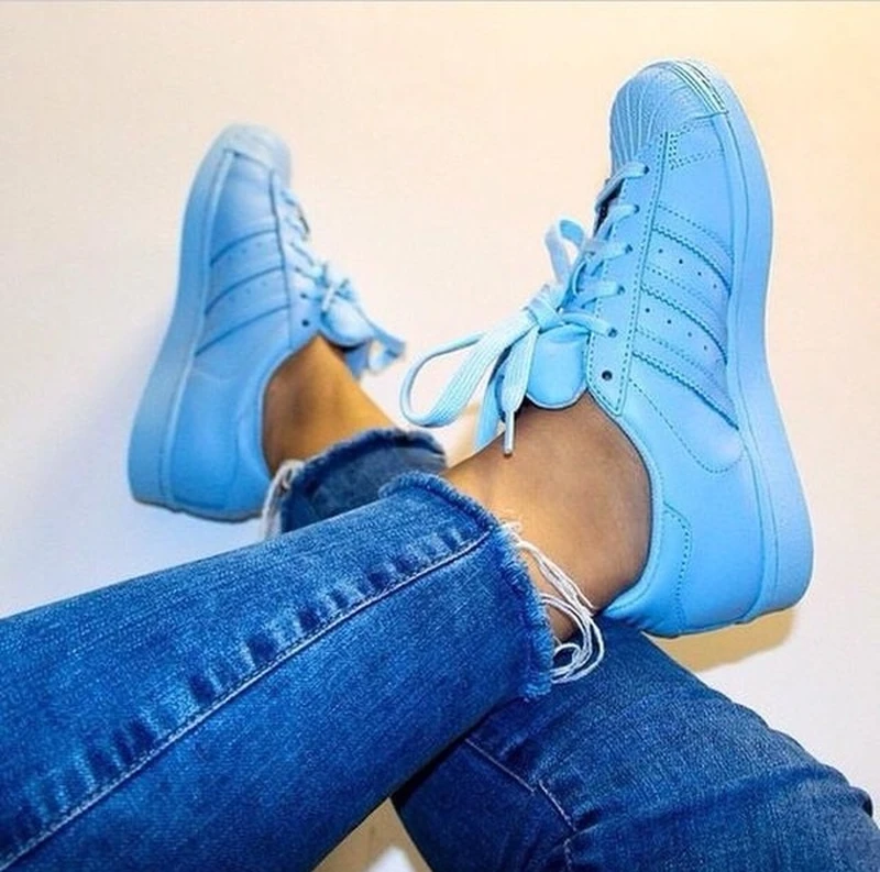 Te buty to prawdziwy hit!