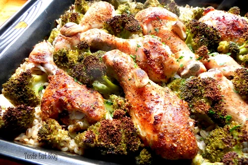 Kurczak pieczony na pęczaku i brokułach FIT