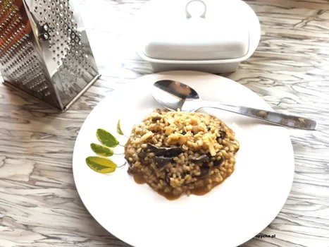 RISOTTO Z SUSZONYMI GRZYBAMI