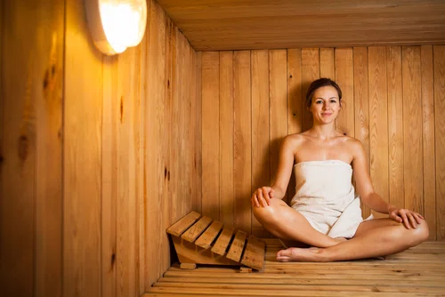 Jak PRAWIDŁOWO korzystać z sauny?