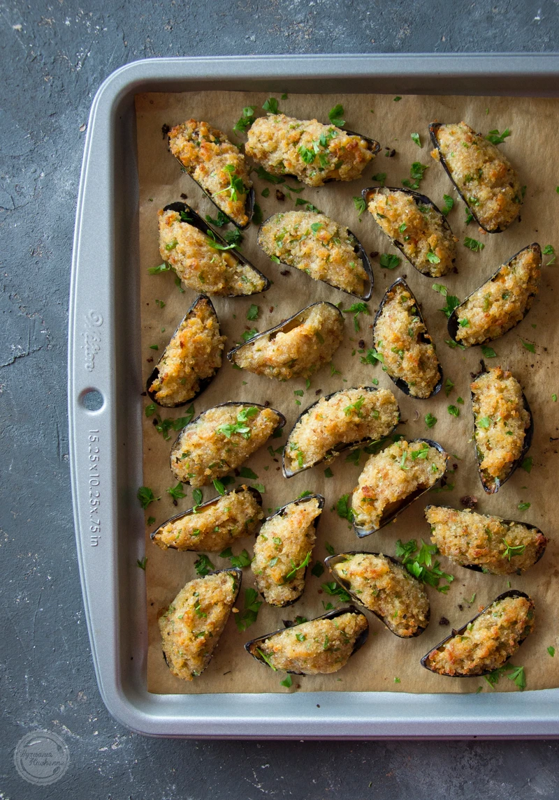 Małże zapiekane (Cozze gratinate)
