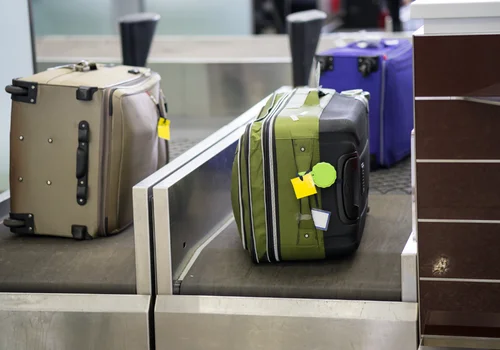 Przez głupi żart na lotnisku dwóch Polaków nie poleciało na wakacje! Wystarczyło jedno kluczowe zdanie