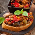 Caponata czyli warzywny gulasz z bakłażana - przepis prosto z Sycylii