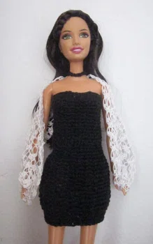 "Mała czarna" sukienka dla Barbie