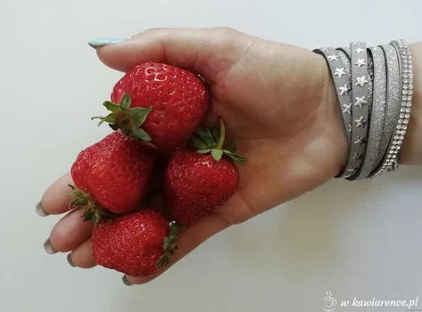SZYBKIE DANIA Z TRUSKAWKAMI – 8 propozycji