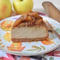 Cynamonowy sernik z karmelizowanymi jabłkami