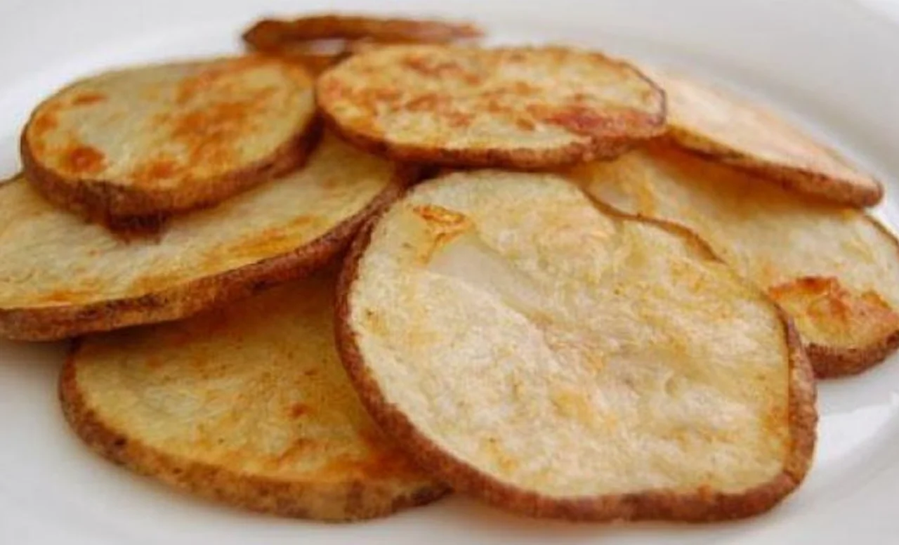 Chipsy z ziemniaków w piekarniku