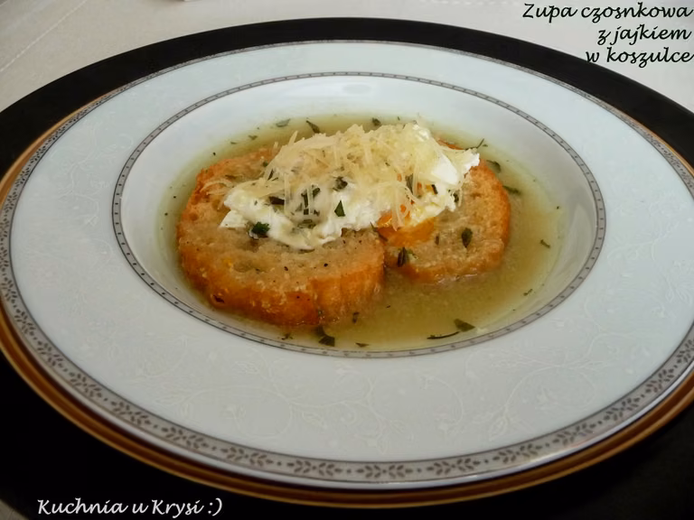 Zupa czosnkowa z jakiem w koszulce