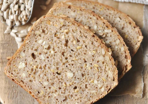Chleb pszenno-żytni na zakwasie i drożdżach