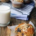 Muffiny bananowe z borówkami lub jagodami
