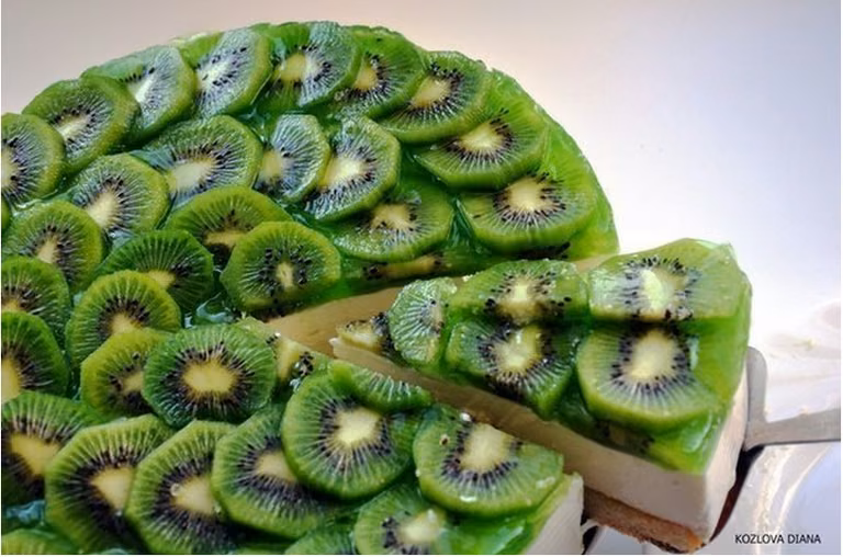 Sernik kiwi