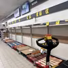Wrocławianie szykują się na falę powodziową! Kluczowy towar znika z półek sklepowych!