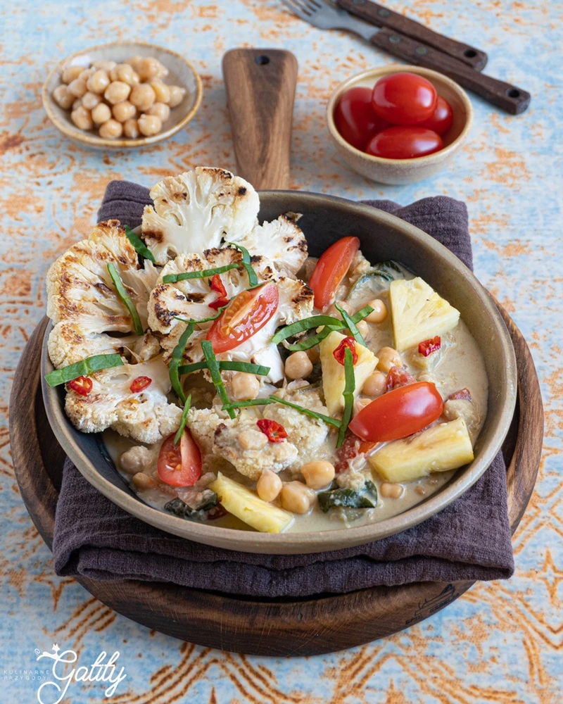 Wegańskie curry z kalafiorem